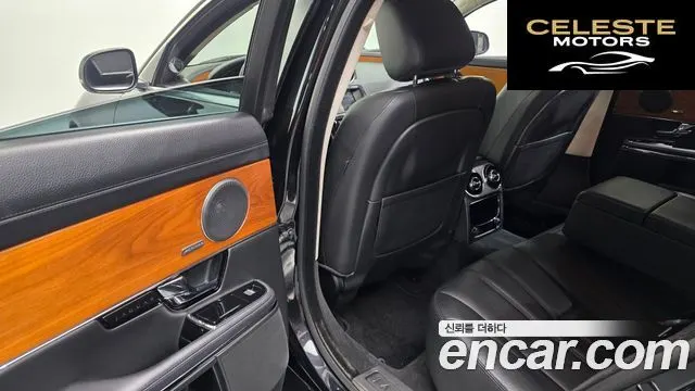 JAGUAR All New XJ 2.0 Luxury SWB 2013 — photo 18 sur 20