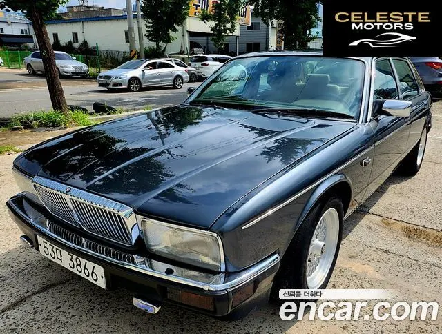 JAGUAR 4.2 1990 — photo 2 sur 26