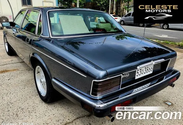 JAGUAR 4.2 1990 — photo 4 sur 26