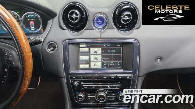 JAGUAR All New XJ 3.0 SC Premium Luxury SWB 2013 — photo 14 sur 20