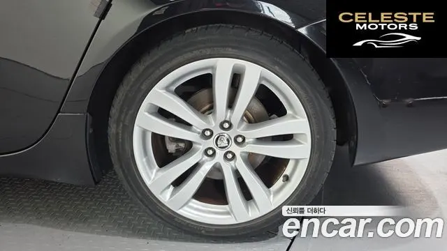 JAGUAR All New XJ 3.0 SC Premium Luxury SWB 2013 — photo 5 sur 20