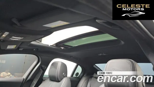 JAGUAR XE P300 R-Dynamic HSE AWD 2020 — photo 19 sur 26