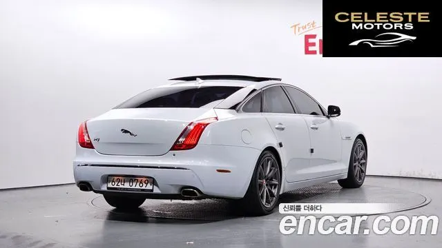 JAGUAR All New XJ 3.0D Premium Luxury SWB 2015 — photo 2 sur 20