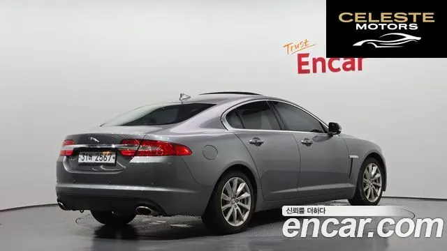 JAGUAR New XF 3.0D Premium 2013 — photo 2 sur 20