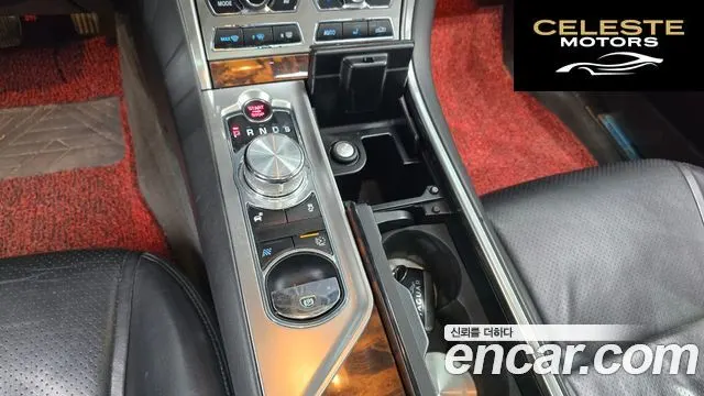 JAGUAR New XF 3.0D Premium 2013 — photo 9 sur 20