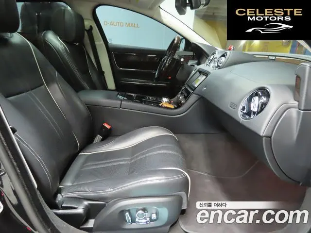 JAGUAR All New XJ 3.0D Premium Luxury LWB 2016 — photo 8 sur 26
