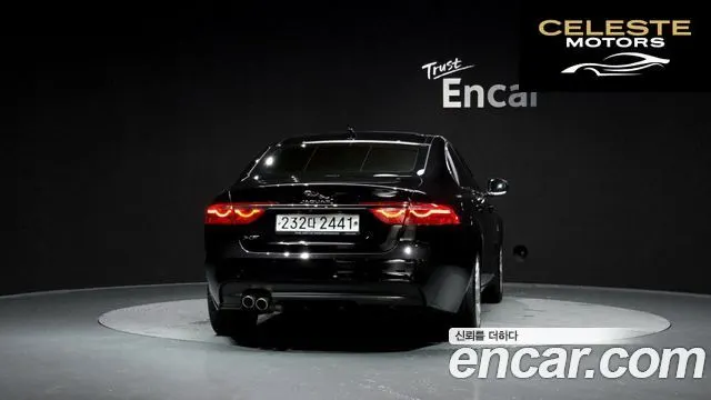 JAGUAR XF (X260) 20d 2017 — photo 4 sur 20