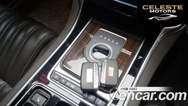 JAGUAR XF (X260) 20d 2017 — photo 9 sur 20