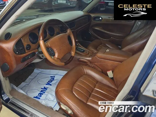 JAGUAR XJ-8 4.0 2001 — photo 10 sur 26