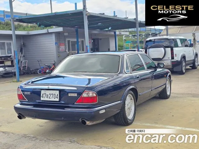 JAGUAR XJ-8 4.0 2001 — photo 5 sur 26