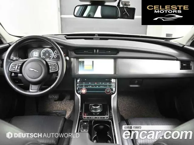 JAGUAR XF (X260) 25t 2017 — photo 24 sur 26