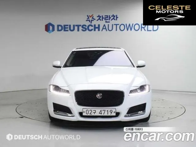 JAGUAR XF (X260) 25t 2017 — photo 3 sur 26