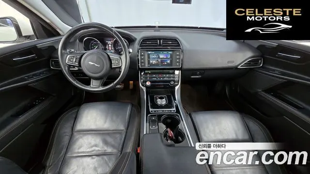 JAGUAR XE 20d 2016 — photo 7 sur 20