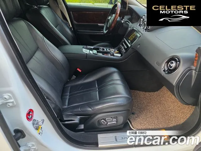 JAGUAR All New XJ 3.0D Premium Luxury LWB 2015 — photo 15 sur 25