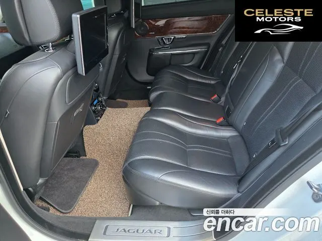 JAGUAR All New XJ 3.0D Premium Luxury LWB 2015 — photo 16 sur 25