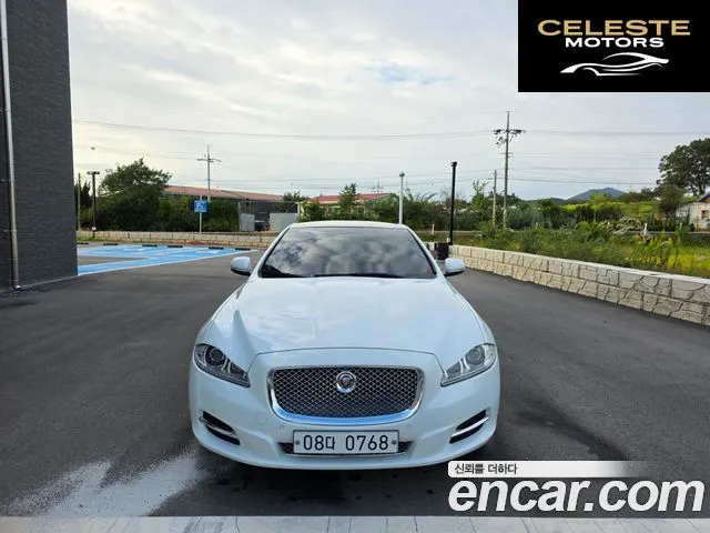 JAGUAR All New XJ 3.0D Premium Luxury LWB 2015 — photo 3 sur 25