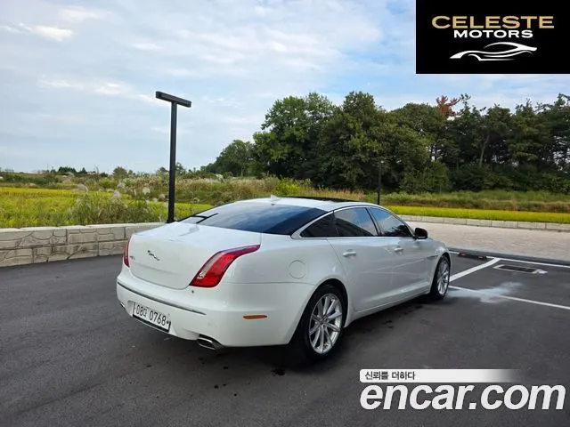 JAGUAR All New XJ 3.0D Premium Luxury LWB 2015 — photo 4 sur 25
