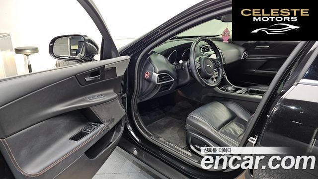JAGUAR XE 20d 2016 — photo 10 sur 26