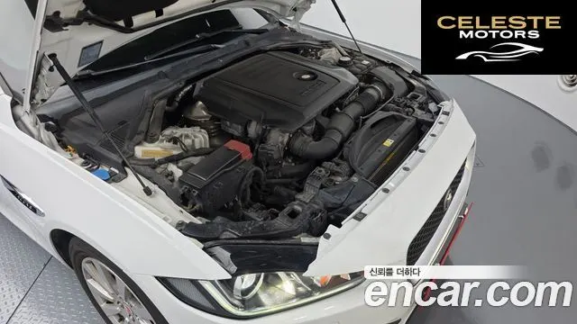 JAGUAR XE 20d 2016 — photo 6 sur 20