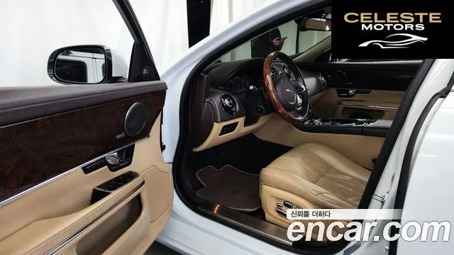 JAGUAR All New XJ 3.0 SC Premium Luxury LWB 2013 — photo 10 sur 20
