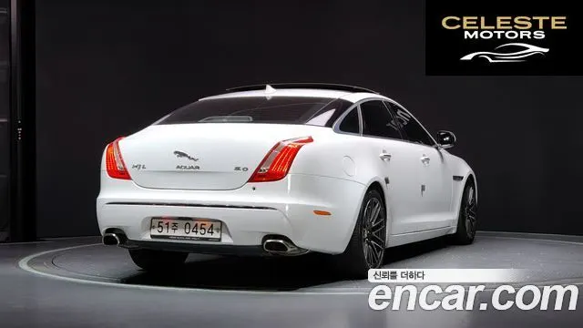 JAGUAR All New XJ 3.0 SC Premium Luxury LWB 2013 — photo 2 sur 20
