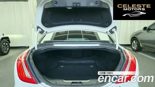 JAGUAR All New XJ 3.0 SC Premium Luxury LWB 2013 — photo 20 sur 20