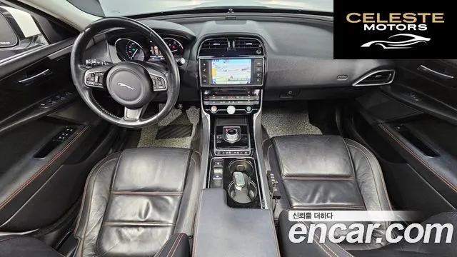 JAGUAR XE 20d 2016 — photo 7 sur 20