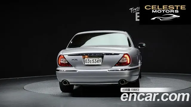 JAGUAR XJ-8 4.2 2005 — photo 4 sur 20