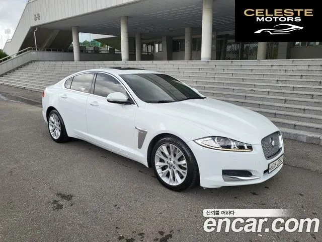 JAGUAR New XF 3.0SC Luxury 2013 — photo 3 sur 24