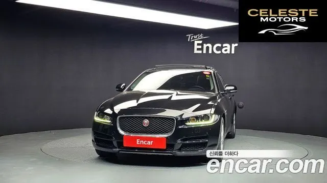 JAGUAR XE 20t 2018 — photo 3 sur 20