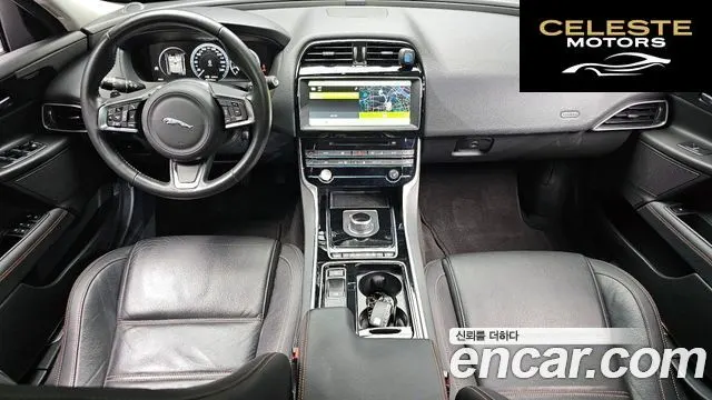 JAGUAR XE 20t 2018 — photo 7 sur 20