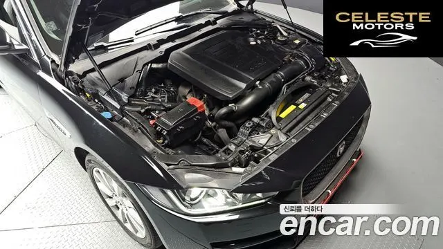 JAGUAR XE 20t 2018 — photo 6 sur 20