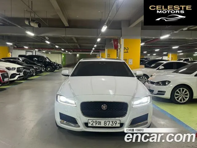 JAGUAR XF (X260) 25t 2018 — photo 25 sur 26