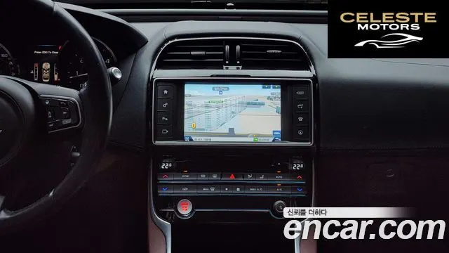 JAGUAR XE 20d 2016 — photo 14 sur 20