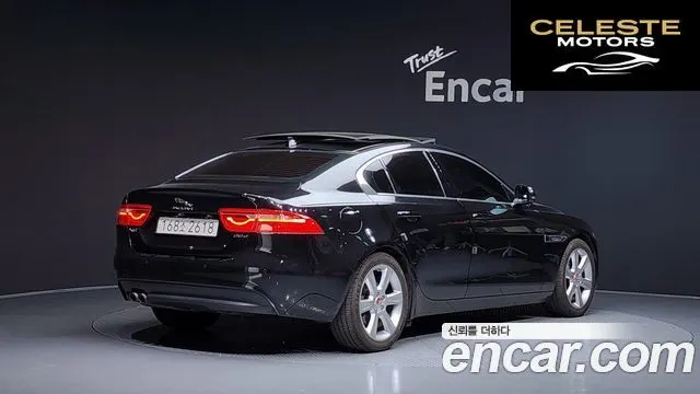 JAGUAR XE 20d 2016 — photo 2 sur 20