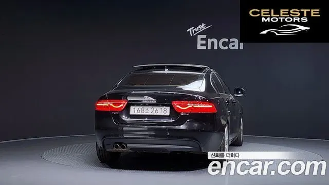 JAGUAR XE 20d 2016 — photo 4 sur 20