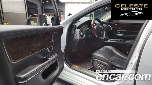 JAGUAR All New XJ 3.0D Premium Luxury LWB 2015 — photo 10 sur 20