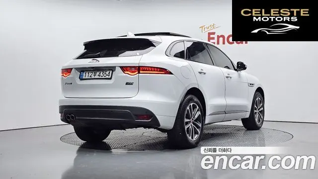 JAGUAR F-PACE 20d R-Sport 2018 — photo 2 sur 20