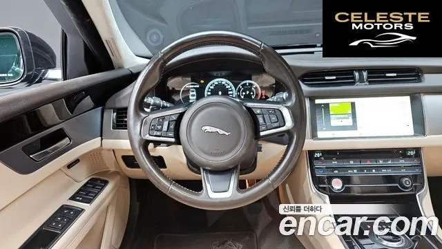 JAGUAR XF (X260) 20d AWD 2019 — photo 13 sur 20
