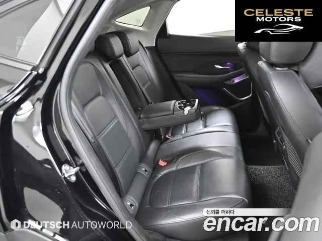 JAGUAR E-PACE D180 SE 2020 — photo 12 sur 26