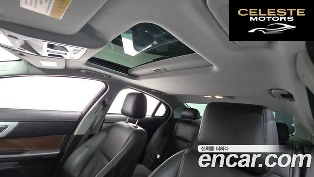 JAGUAR New XF 3.0D Luxury 2014 — photo 18 sur 20