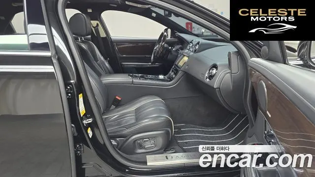 JAGUAR All New XJ 5.0 LWB 2011 — photo 11 sur 20