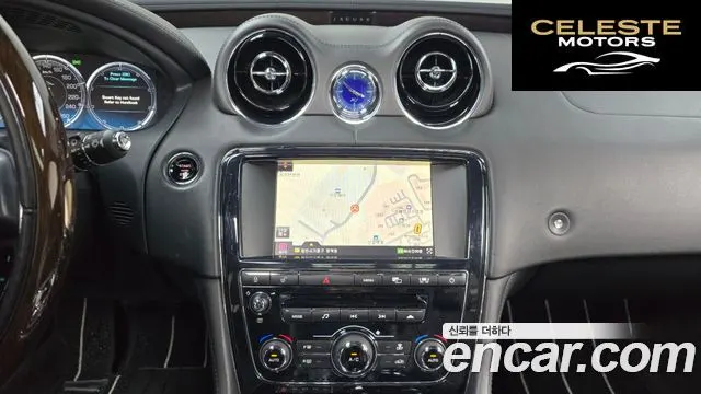 JAGUAR All New XJ 5.0 LWB 2011 — photo 14 sur 20