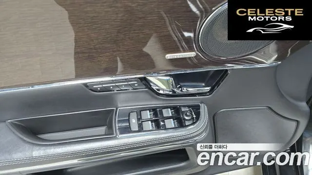 JAGUAR All New XJ 5.0 LWB 2011 — photo 16 sur 20