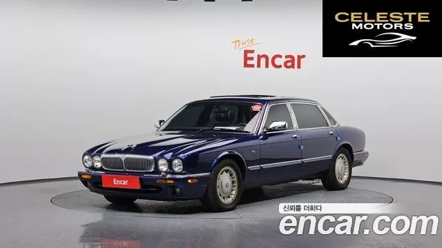 JAGUAR 4.0 2002 — photo 23 sur 26