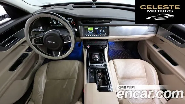 JAGUAR XF (X260) 25t 2018 — photo 7 sur 20
