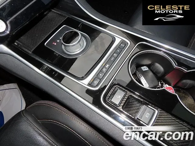 JAGUAR XE 20t 2016 — photo 11 sur 26