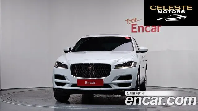 JAGUAR F-PACE 20d 2017 — photo 3 sur 20