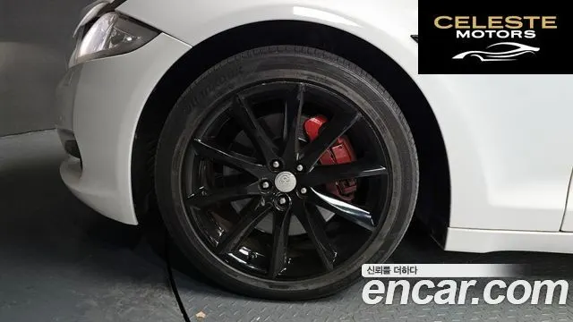 JAGUAR All New XJ 3.0D Premium Luxury LWB 2011 — photo 5 sur 20