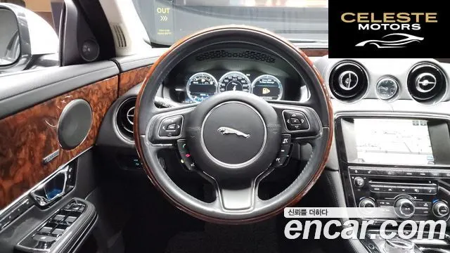 JAGUAR All New XJ 3.0D Premium Luxury LWB 2015 — photo 13 sur 20